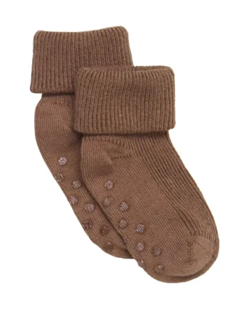 Skridsikre Baby Rib Sokker i Elegant Sepia fra Bekids