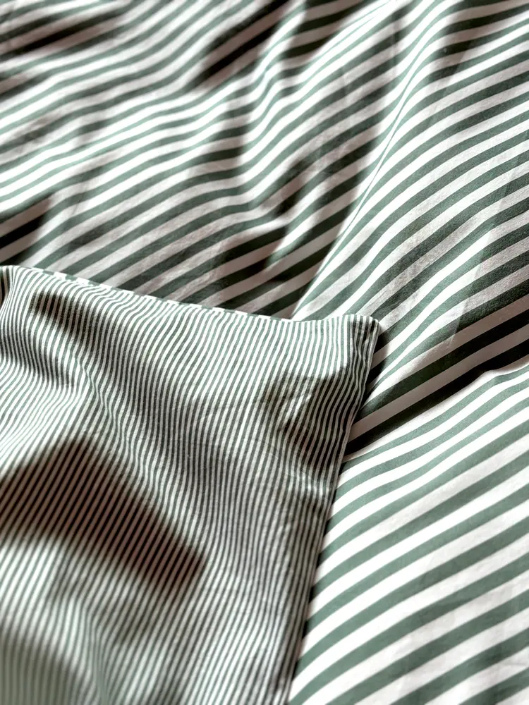 Baby Sengetøj Happy Green 70x100 cm – Kvalitet til din baby