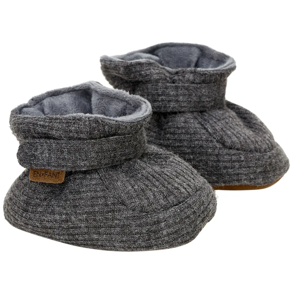 Praktiske babyfutter med velcro fra En Fant - Black Friday!