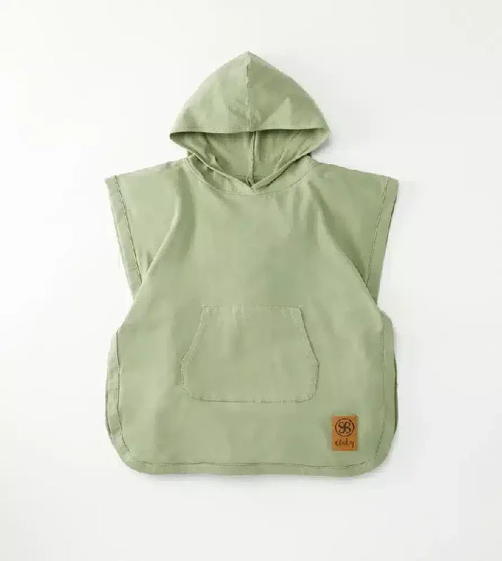 Cloby UV Poncho i Olivengrøn - Perfekt til Solrige Dage