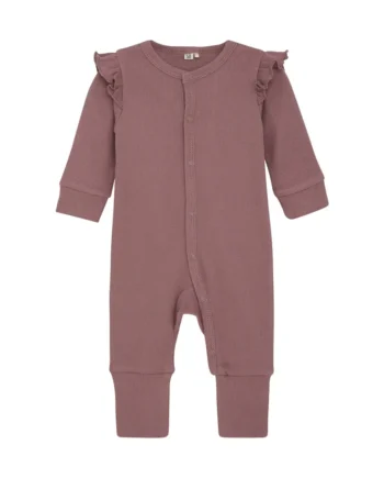 Blød jumpsuit med flæser fra BeKids – ideel til leg!