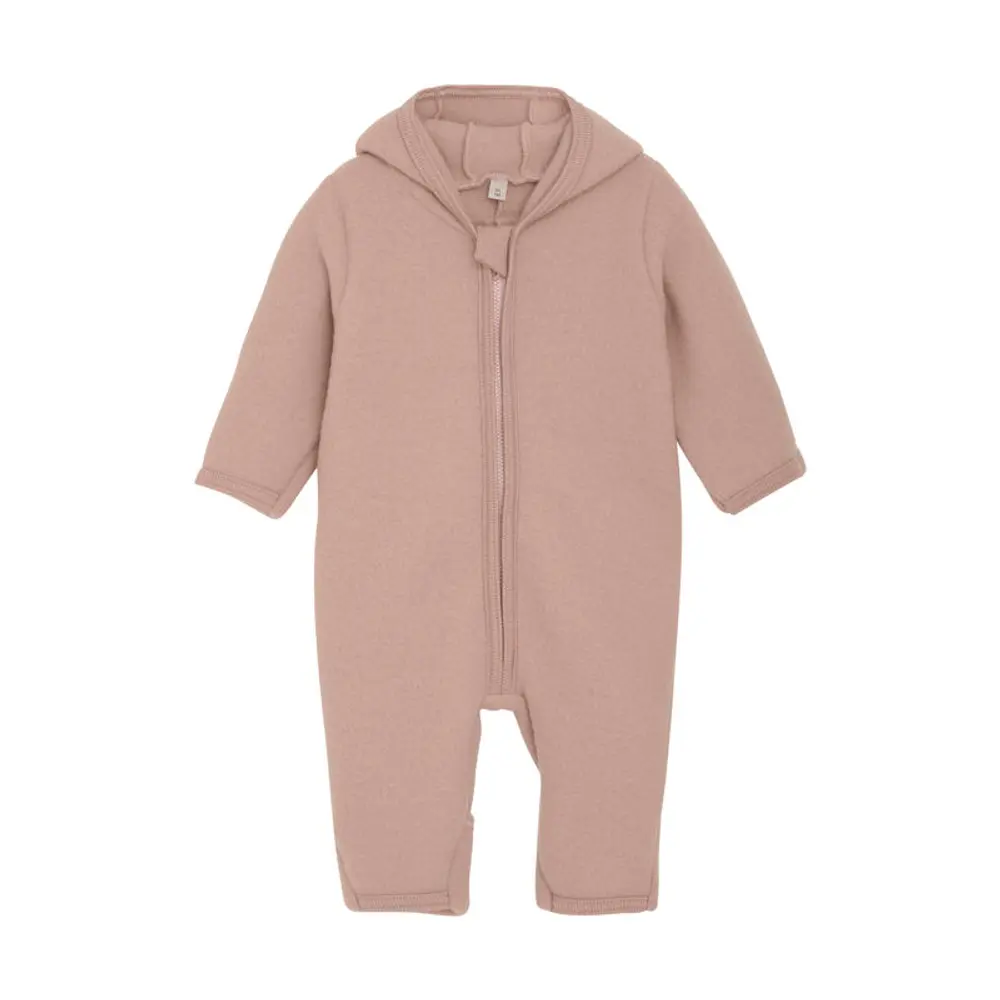 Køredragt i Uldfleece med Ører – Mahogany Rose Tilbud!