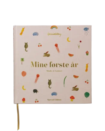 Mine Første År - Rosa Scrapbog til Piger - Udsalg!