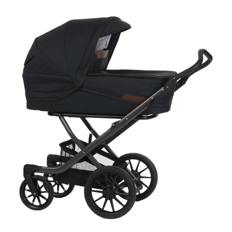 Stork Free Barnevogn i Carbon og Midnight Melange - Udsalg!