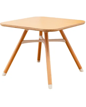 Ziza Legebord - Naturlig Dansk Design til Børneværelset
