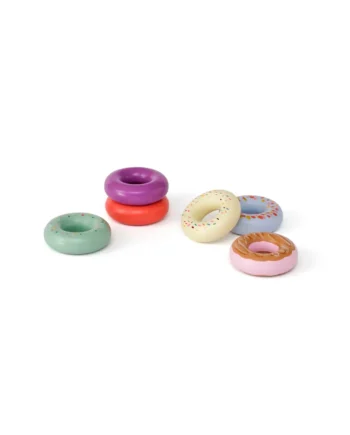 Farverige donuts til køkkenleg fra Kids Concept!