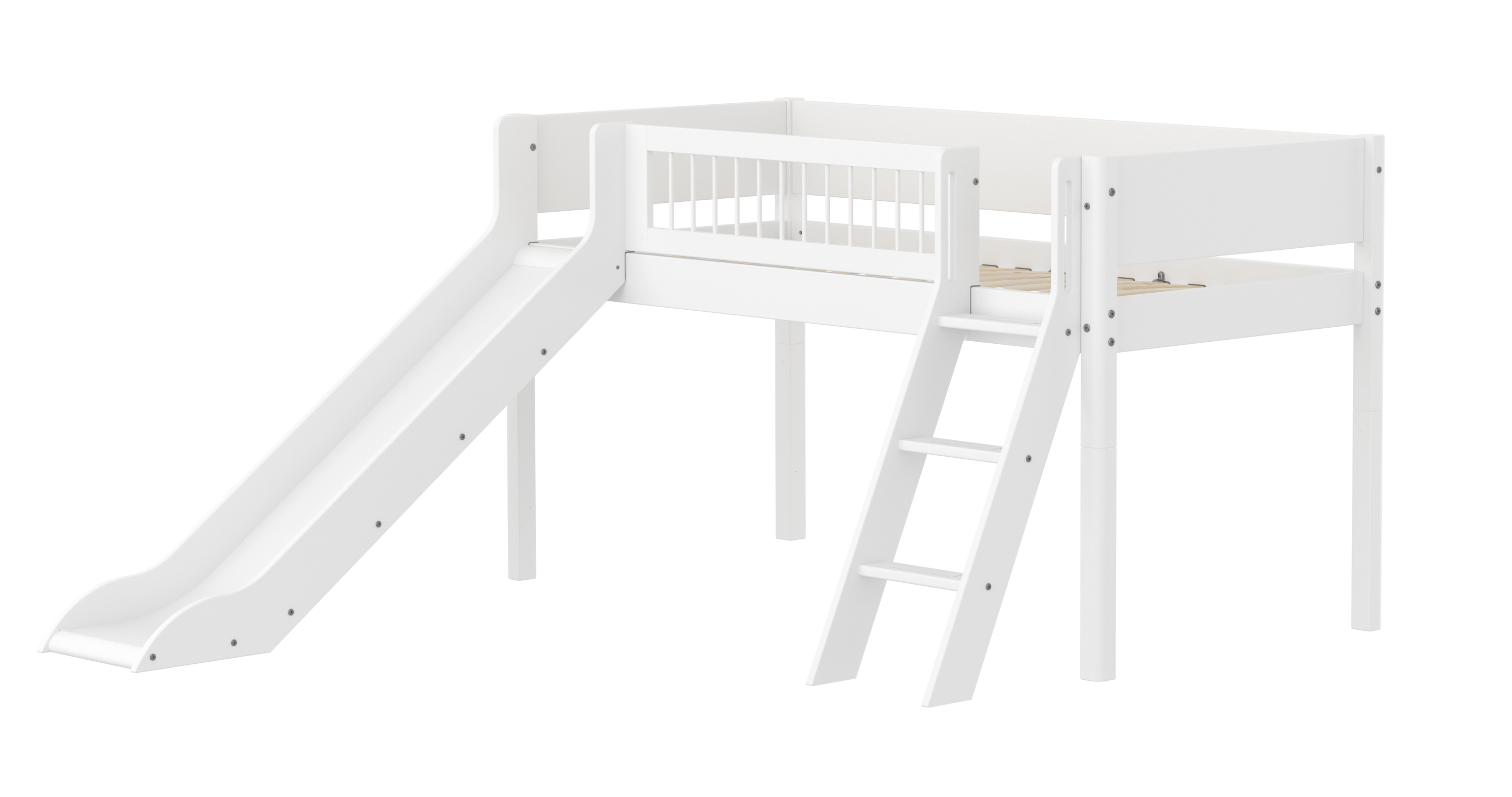 Flexa White Halvhøj Seng 120 Cm Med Rutchebane  Skrå Stige Og Crossbar Sengehest 90x200 Cm Hvid