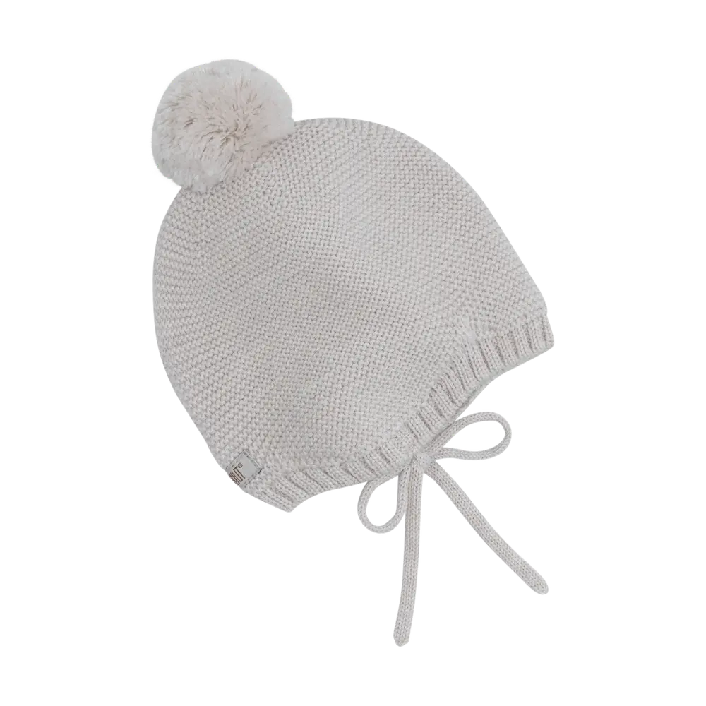 Huttelihut Uldstrikket Hjelm    Pompom Sand Melange 40