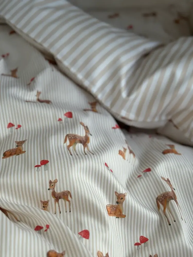 Bambi Beige Juniorsengetøj 100x140 cm – Kvalitet til børn