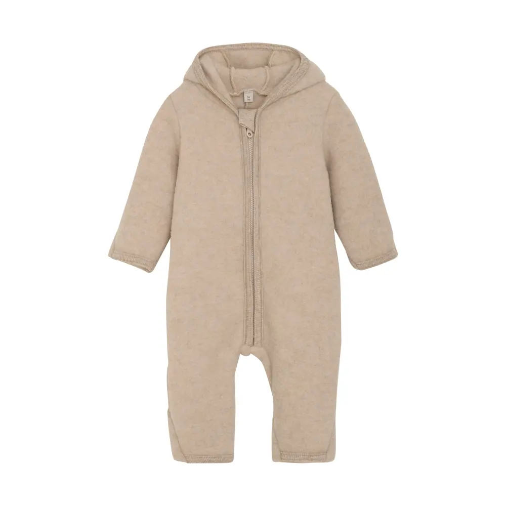Køredragt med Ører i Uldfleece - Camel Melange fra Huttelihut