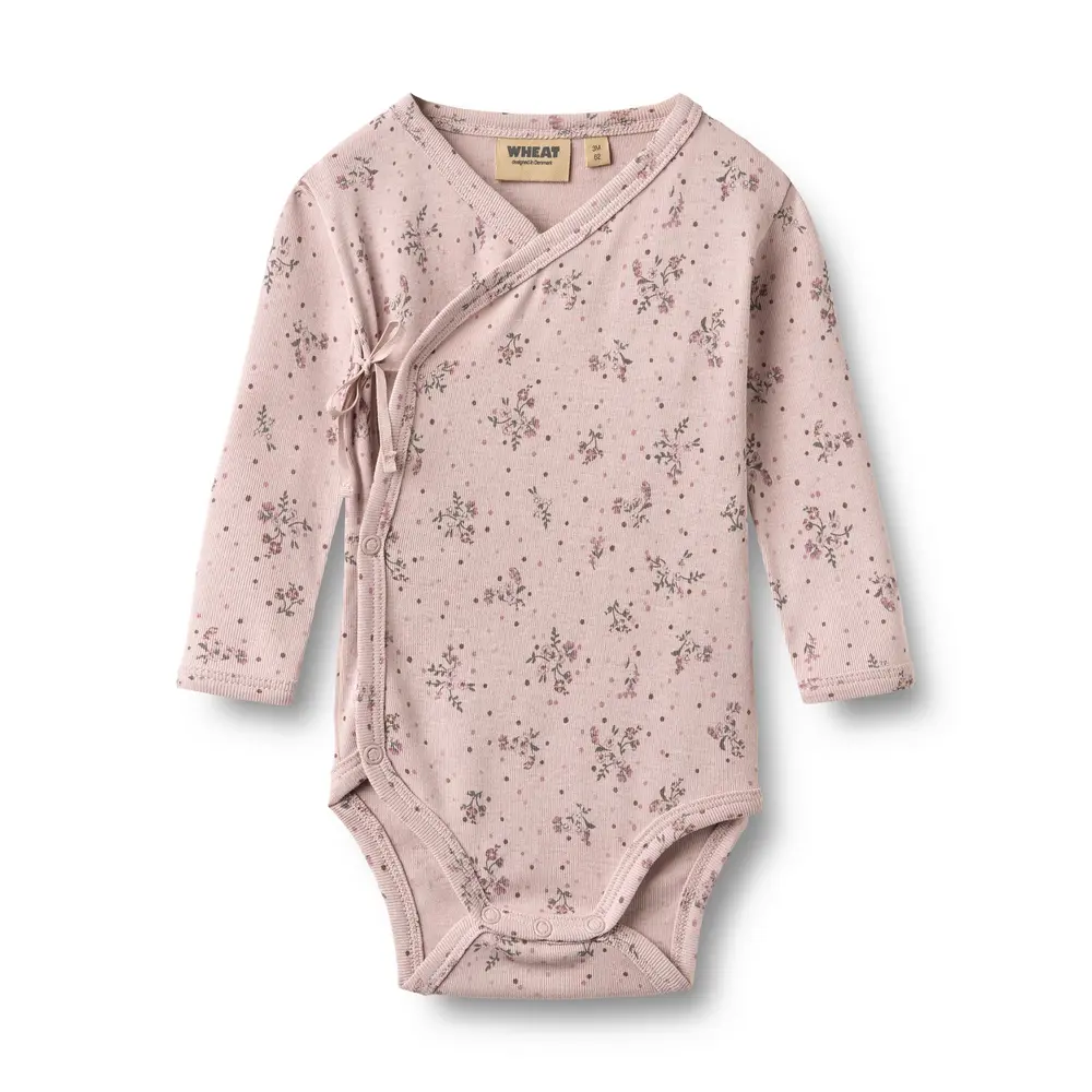 Wheat Chia Wrap Body Lilac Flowers 74