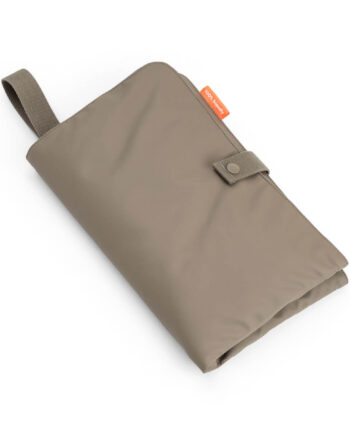 Done By Deer Foldbart Pusleunderlag Taupe
